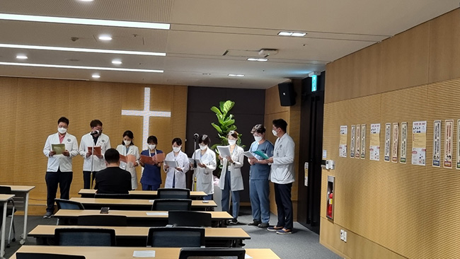 흉부외과학교실 단체사진2