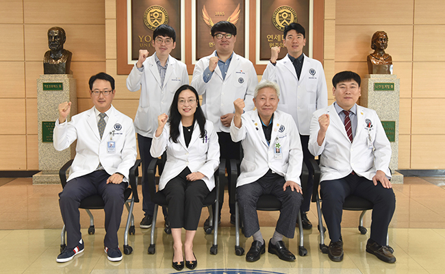 진단검사의학교실 교수 단체사진1