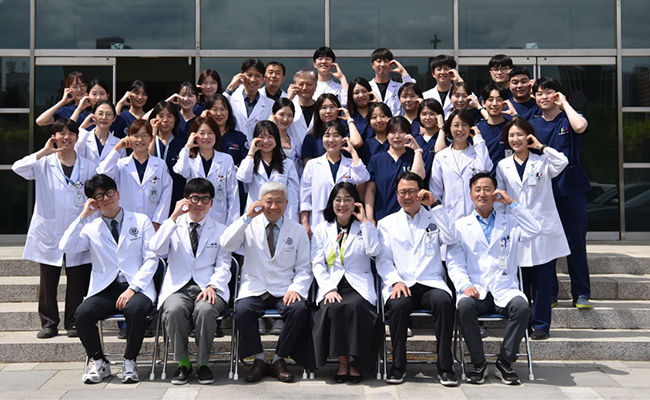 진단검사의학교실 의료진 단체사진3