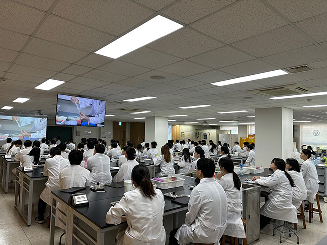 미생물학교실 수업사진 1